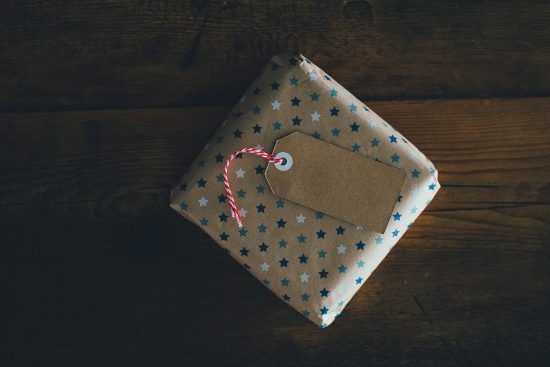 découvrez des cadeaux personnalisés uniques et mémorables pour toutes les occasions. offrez une touche personnelle avec des articles sur mesure qui feront plaisir à vos proches.